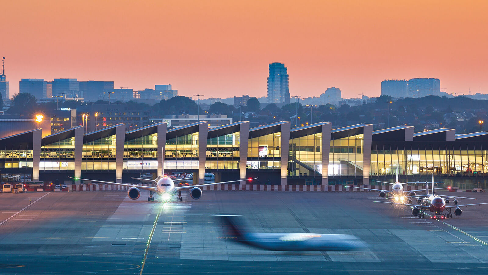 Brussels airport header